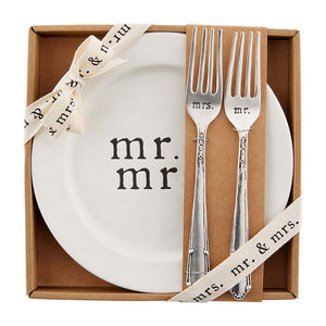 Mr. & Mrs. Cake Plate Set