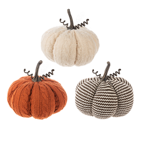 Knitted Pumpkin Figurines