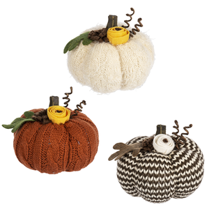 Knitted Pumpkin Figurines