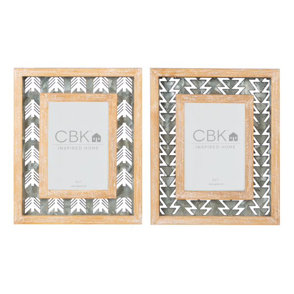 Arrow Cutout Frame